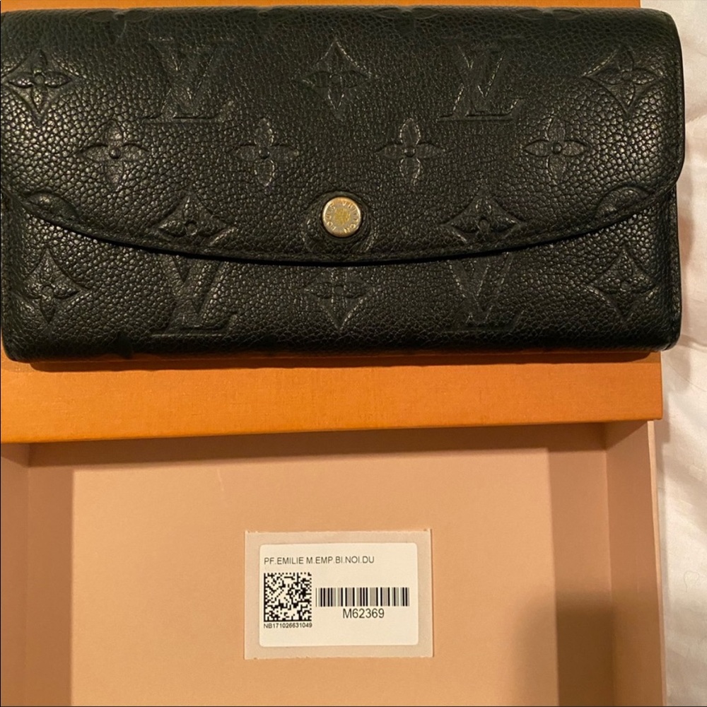 Louis Vuitton Emilie
